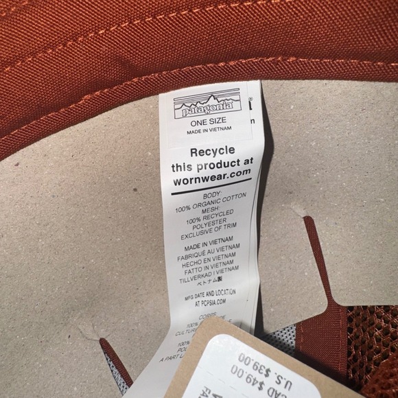 Patagonia Line Logo Ridge LoPro Trucker Hat White Burnished Red Mesh OSFA NEW - Picture 6 of 7